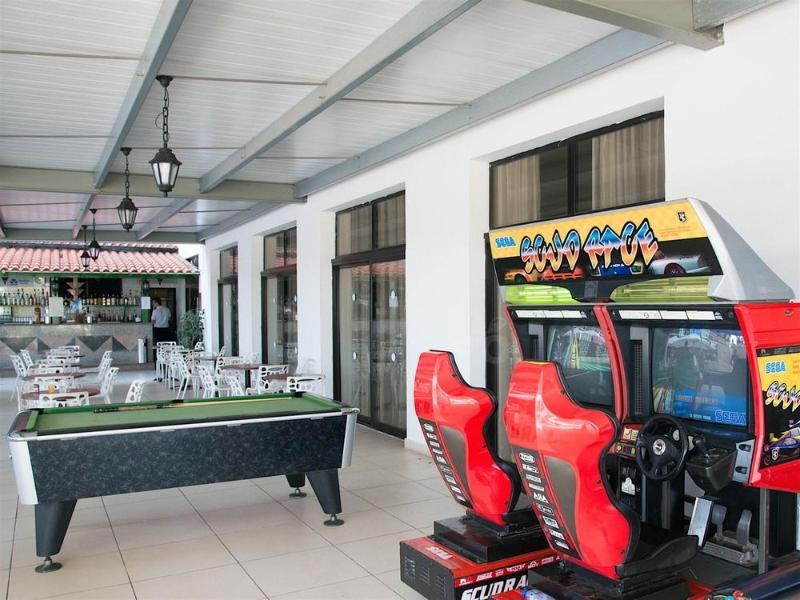 Polycarpia Hotel Pernera Εξωτερικό φωτογραφία