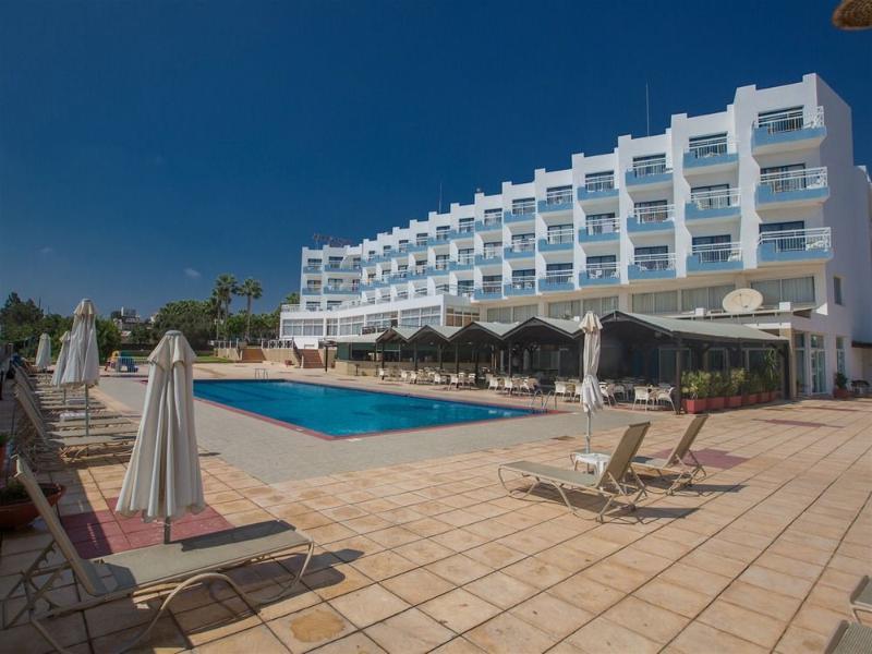Polycarpia Hotel Pernera Εξωτερικό φωτογραφία