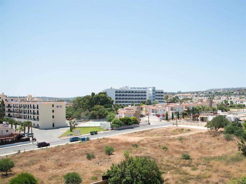 Polycarpia Hotel Pernera Εξωτερικό φωτογραφία