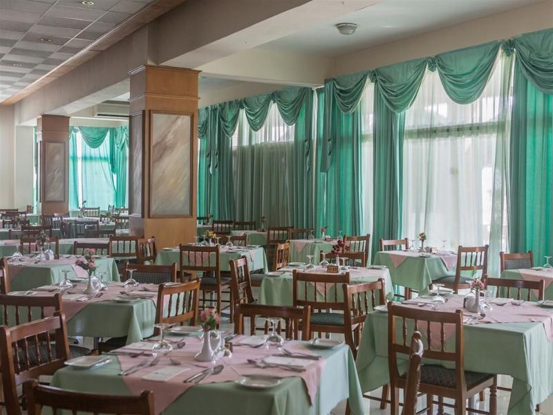 Polycarpia Hotel Pernera Εξωτερικό φωτογραφία