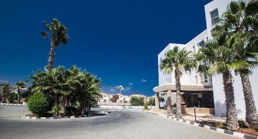 Polycarpia Hotel Pernera Εξωτερικό φωτογραφία