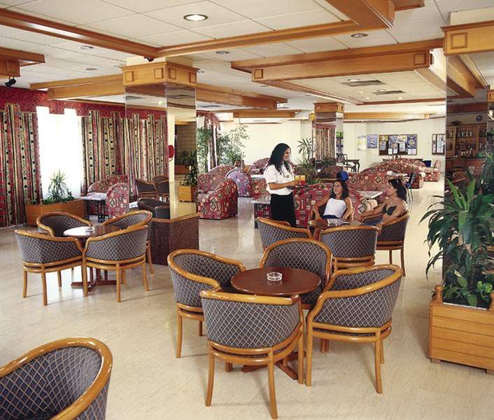 Polycarpia Hotel Pernera Εξωτερικό φωτογραφία