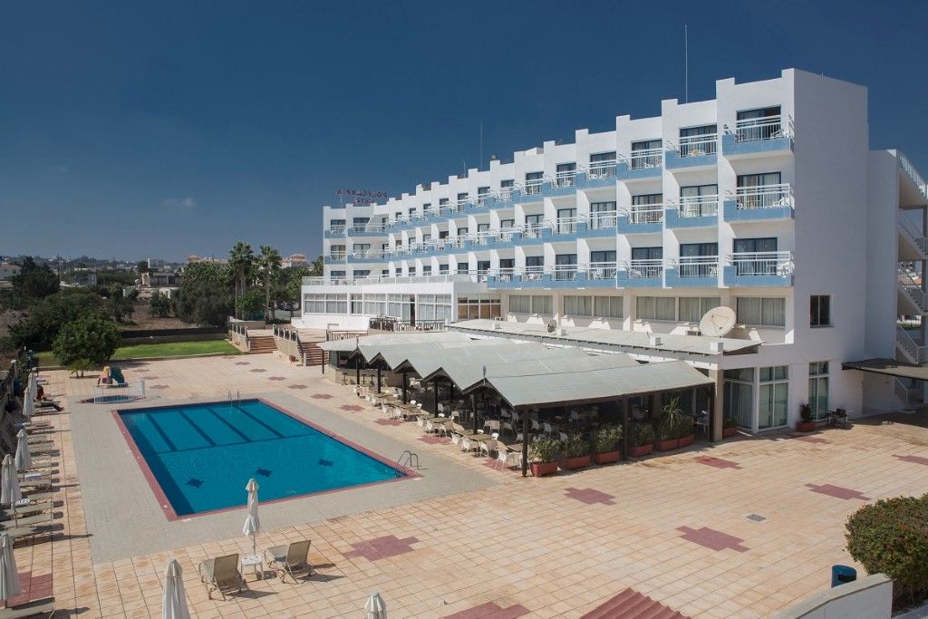Polycarpia Hotel Pernera Εξωτερικό φωτογραφία
